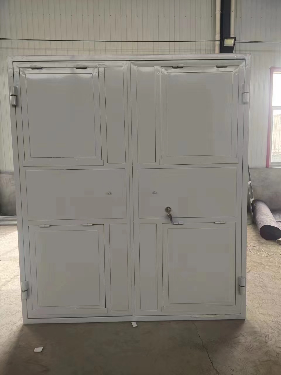 й���T��й���T��