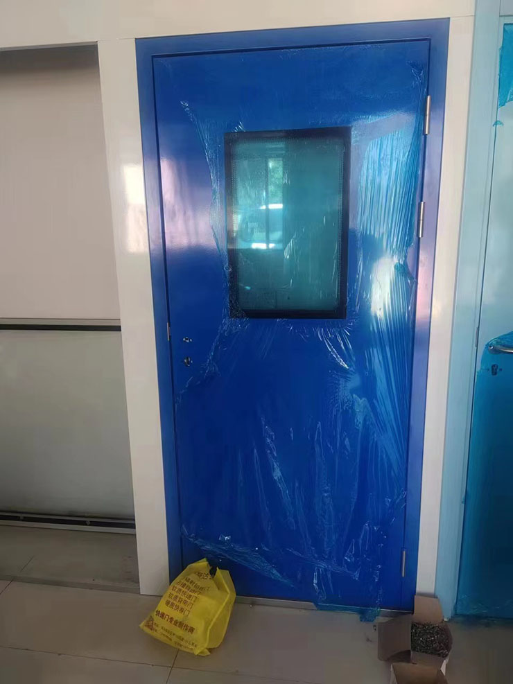 �t���T�������T��